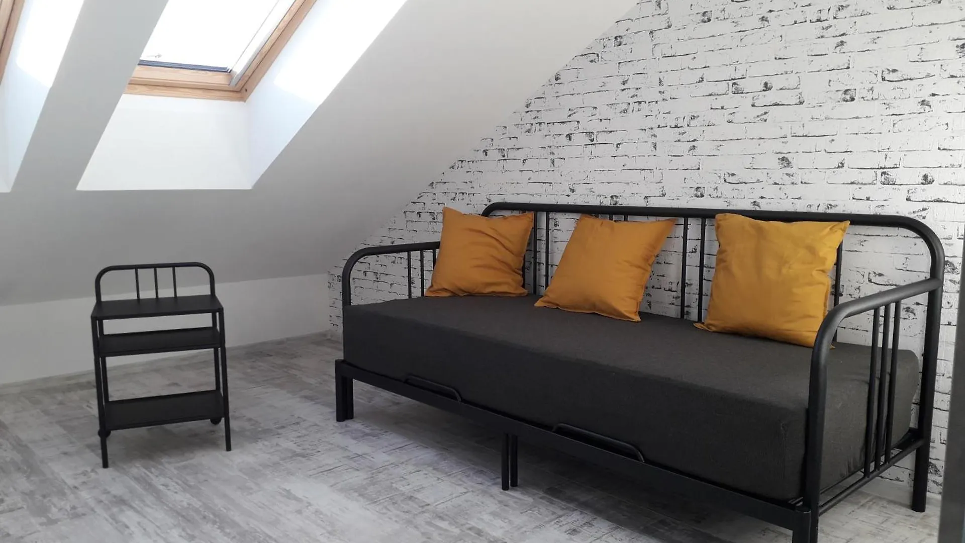 8x8 Tetőtér Apartman Szeged Hongrie